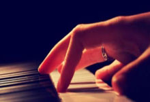 万博体育官网：[法甲]大巴黎生涯 姆巴佩的欧冠梦.